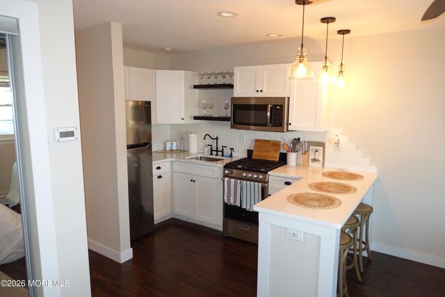 709 Ocean Avenue N 8, Avon-by-the-sea, NJ 07717