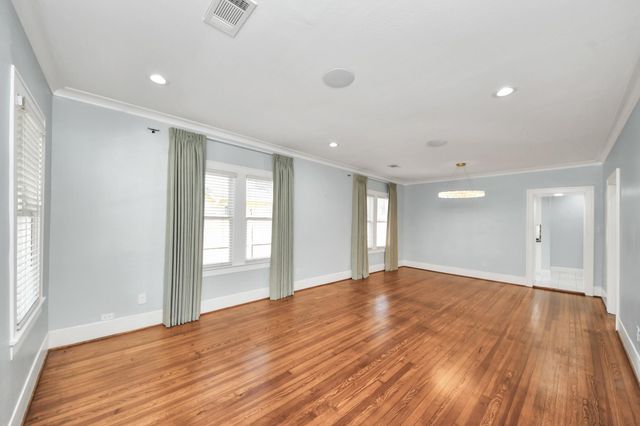 909 Fugate Street, Houston, TX 77009