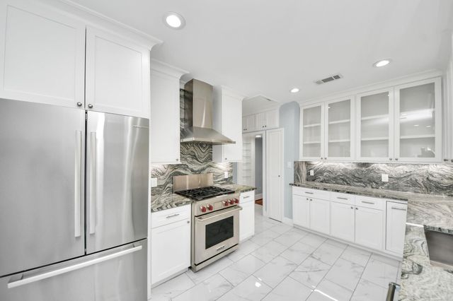 909 Fugate Street, Houston, TX 77009