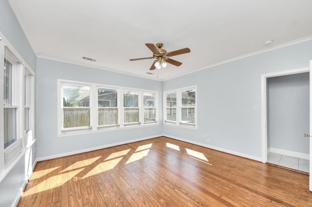 909 Fugate Street, Houston, TX 77009