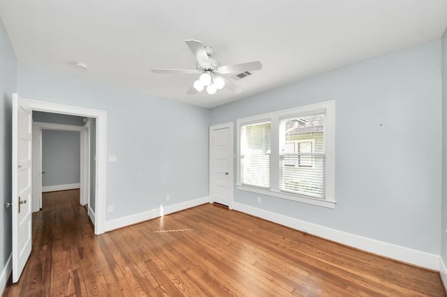 909 Fugate Street, Houston, TX 77009