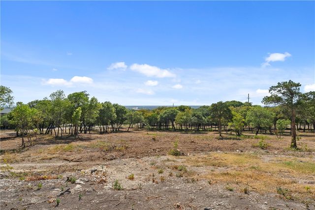 203 Merrifield Drive, Woodway, TX 76712