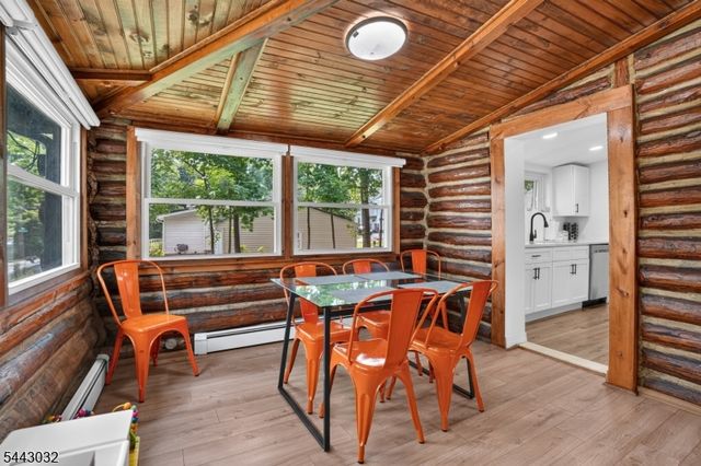 53 Lakeview Dr, West Milford Twp., NJ 07480