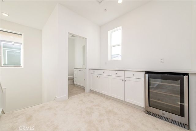 466 Lobata, Irvine, CA 92618