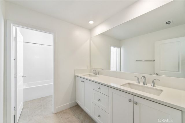 466 Lobata, Irvine, CA 92618