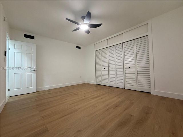 65 Washington Ave 2, Miami Beach, FL 33139