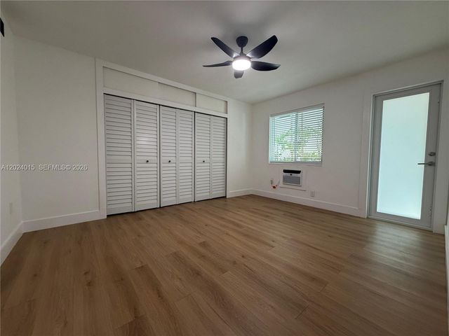 65 Washington Ave 2, Miami Beach, FL 33139