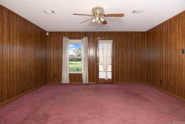 6800 Sunset Road, White Hall, AR 71602