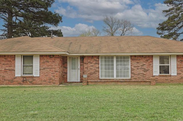 6800 Sunset Road, White Hall, AR 71602