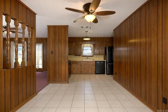 6800 Sunset Road, White Hall, AR 71602