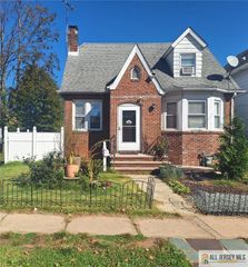 836 Summit Street, Linden, NJ 07036