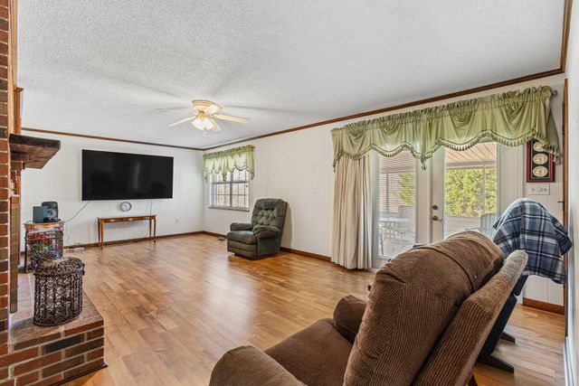380 County Road 709, Riceville, TN 37370