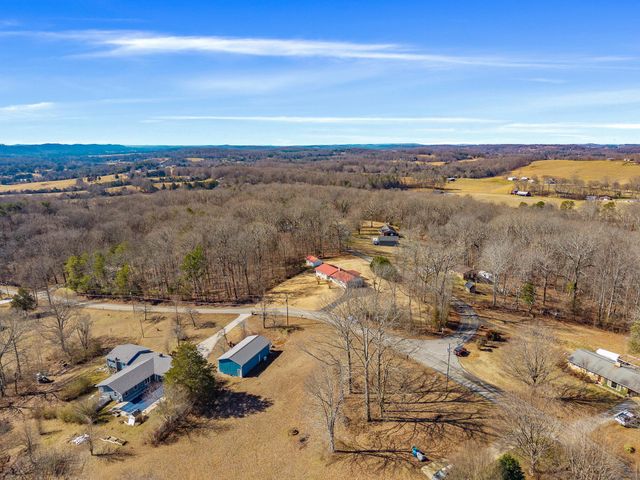 380 County Road 709, Riceville, TN 37370