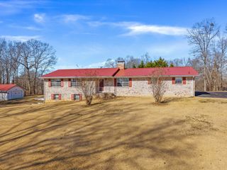 380 County Road 709, Riceville, TN 37370