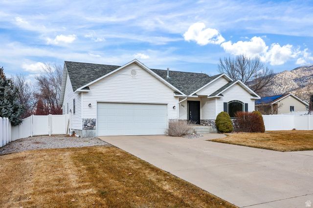 265 CANYON RD, Providence, UT 84332