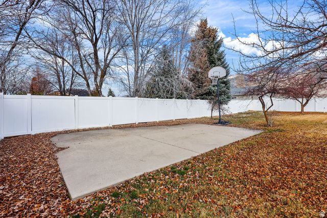 265 CANYON RD, Providence, UT 84332