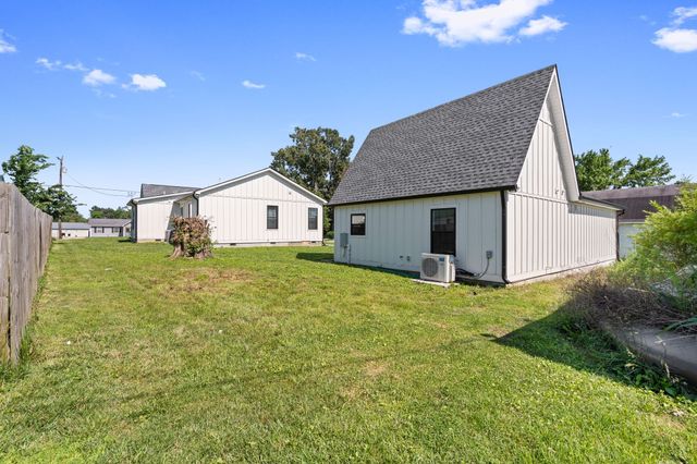 107 Shady St, Summertown, TN 38483