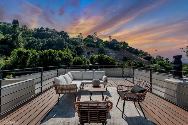 4148 Sunswept Drive, Studio City, CA 91604