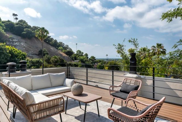4148 Sunswept Drive, Studio City, CA 91604