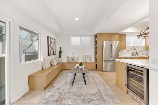 4148 Sunswept Drive, Studio City, CA 91604