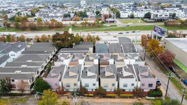 1815 Radcliffe Street, Houston, TX 77007