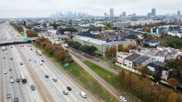 1815 Radcliffe Street, Houston, TX 77007