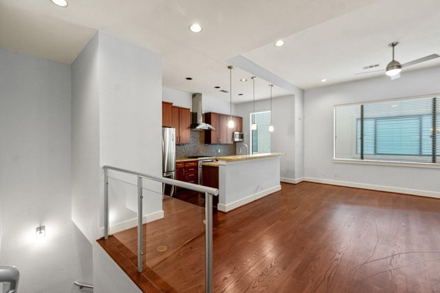 1815 Radcliffe Street, Houston, TX 77007