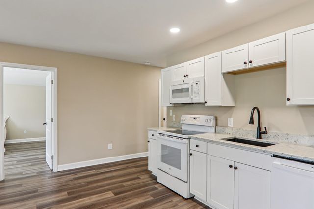 111 W Crawford Street, Landrum, SC 29356