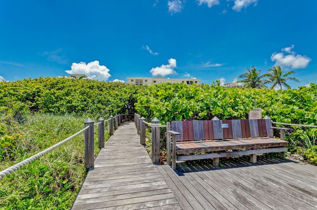 145 S Ocean Avenue 214, Palm Beach Shores, FL 33404