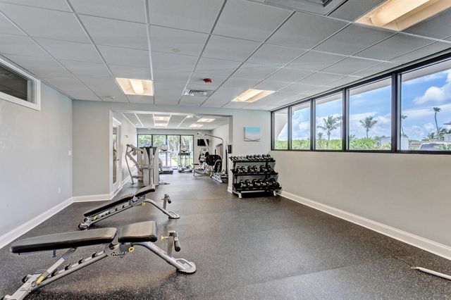 145 S Ocean Avenue 214, Palm Beach Shores, FL 33404