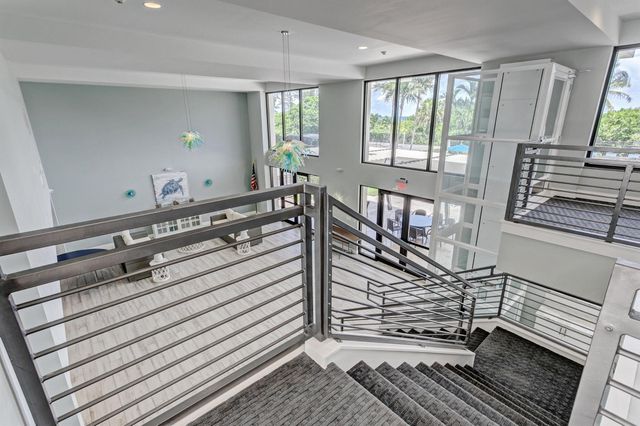 145 S Ocean Avenue 214, Palm Beach Shores, FL 33404