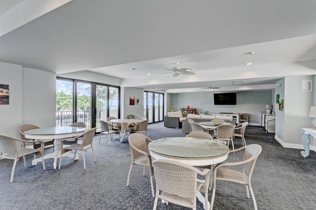 145 S Ocean Avenue 214, Palm Beach Shores, FL 33404