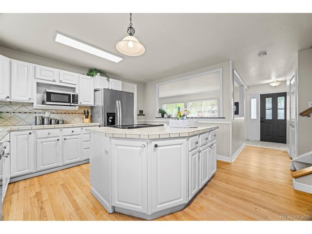 12850 W Montana Dr, Lakewood, CO 80228