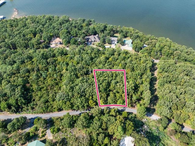 Marian Lane, Eufaula, OK 74432