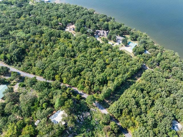 Marian Lane, Eufaula, OK 74432