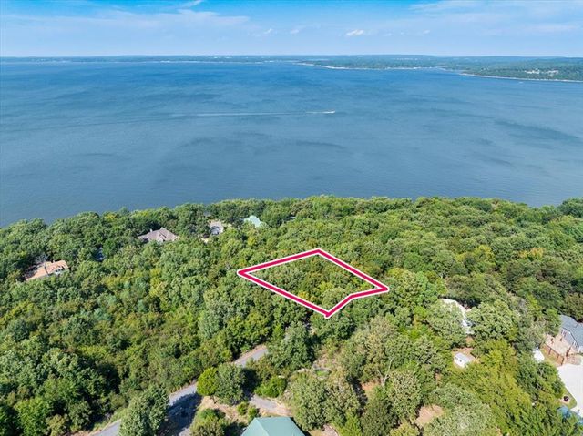 Marian Lane, Eufaula, OK 74432