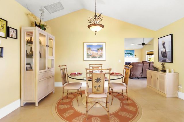 10691 SE Jupiter Narrows Drive, Hobe Sound, FL 33455