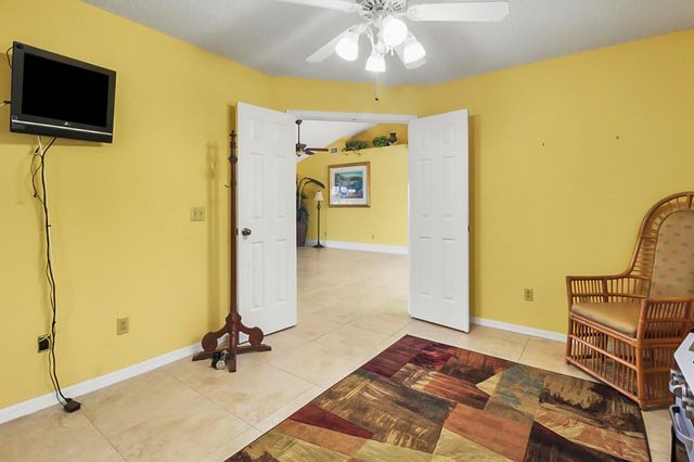10691 SE Jupiter Narrows Drive, Hobe Sound, FL 33455