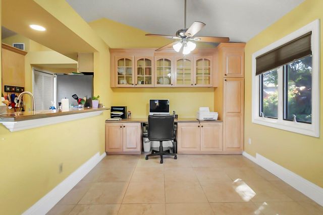 10691 SE Jupiter Narrows Drive, Hobe Sound, FL 33455