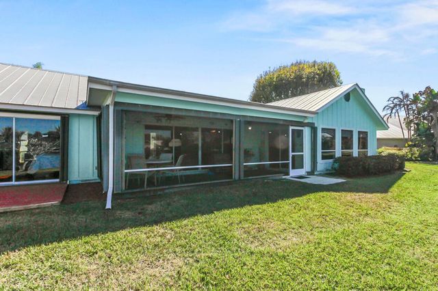 10691 SE Jupiter Narrows Drive, Hobe Sound, FL 33455