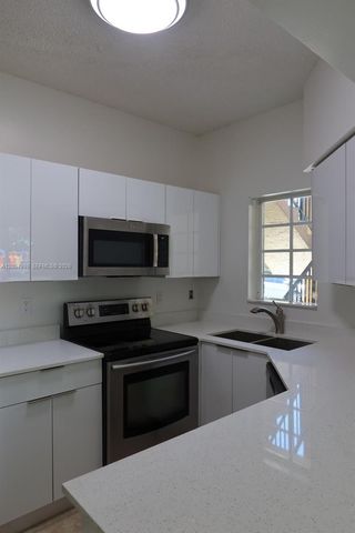18340 NW 68th Ave A, Hialeah, FL 33015