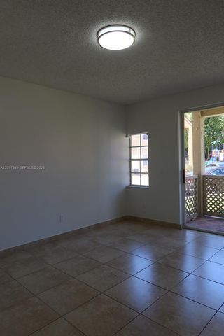 18340 NW 68th Ave A, Hialeah, FL 33015