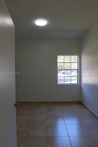 18340 NW 68th Ave A, Hialeah, FL 33015