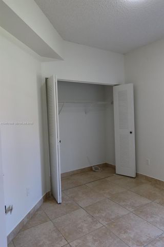 18340 NW 68th Ave A, Hialeah, FL 33015