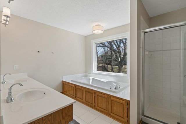 4778 Slater Road, Eagan, MN 55122