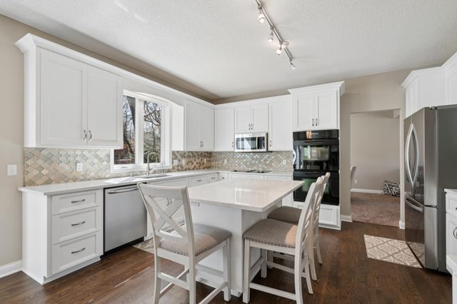 4778 Slater Road, Eagan, MN 55122