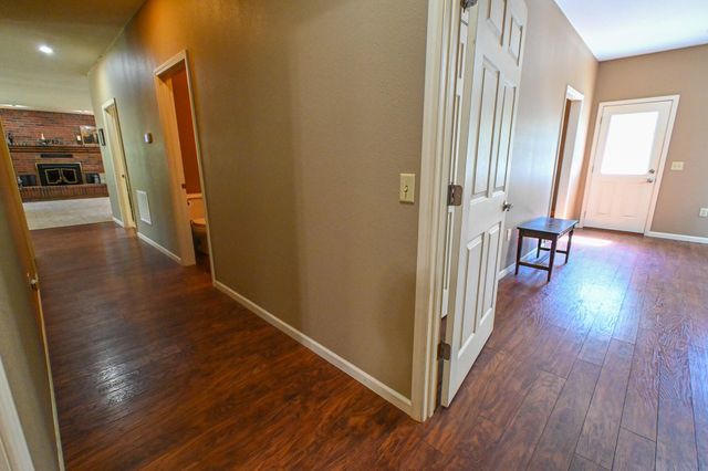 9350 SE 500 Road, Collins, MO 64738