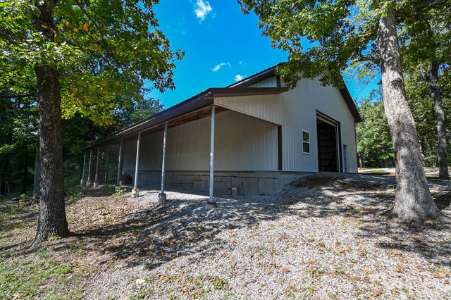 9350 SE 500 Road, Collins, MO 64738