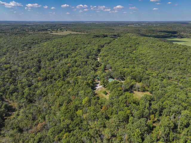 9350 SE 500 Road, Collins, MO 64738