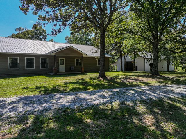 9350 SE 500 Road, Collins, MO 64738